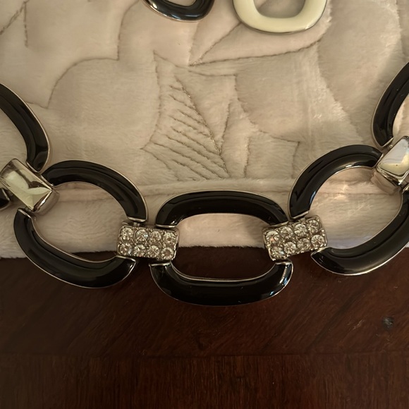 WHBM Black/ White bold link necklace with rhinestones - Picture 5 of 6